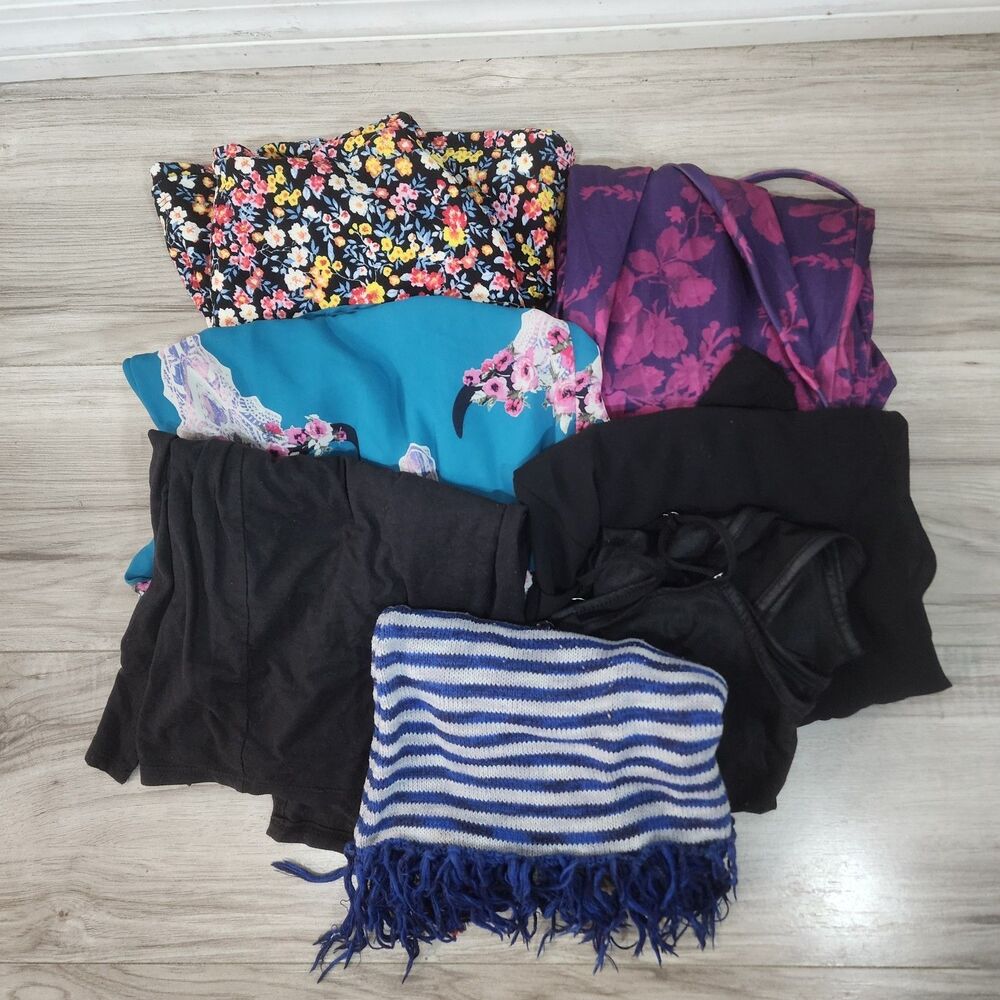 Women's Dresses & Shirt Size S Lot of 7